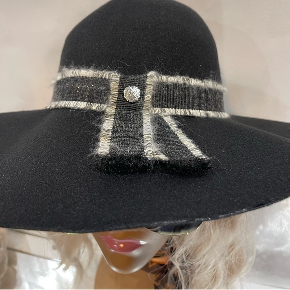 VINCE Camuto Ribbon Boat Hat - Picture 5 of 9